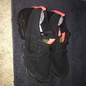 nike air vapormax flyknit 3 black snakeskin